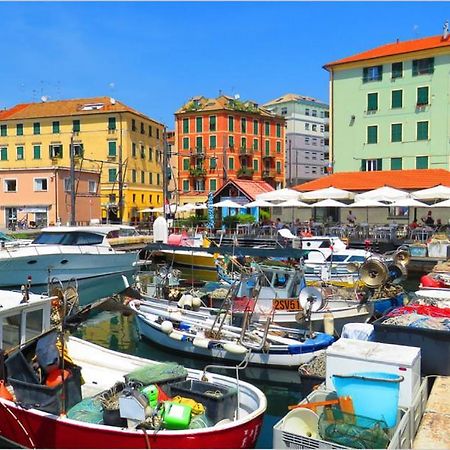 Ferienwohnung Savona Casa Per Vacanze E Lavoro Exterior foto