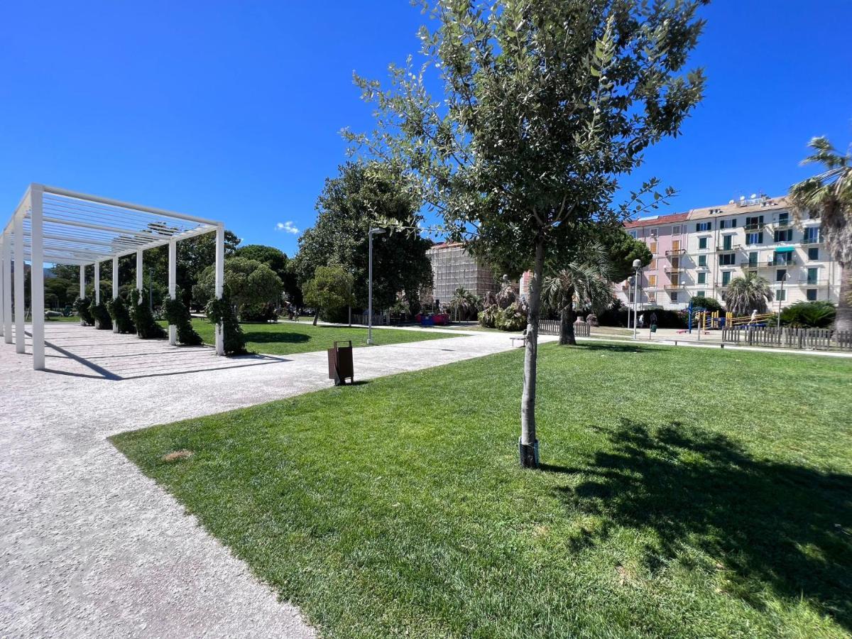 Ferienwohnung Savona Casa Per Vacanze E Lavoro Exterior foto