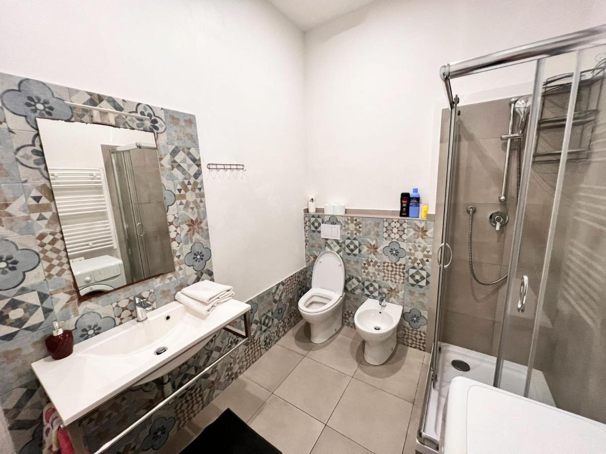 Ferienwohnung Savona Casa Per Vacanze E Lavoro Exterior foto